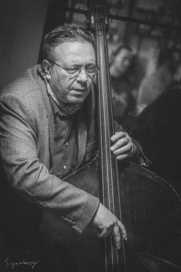 Gilles Naturel, Quartier Rouge